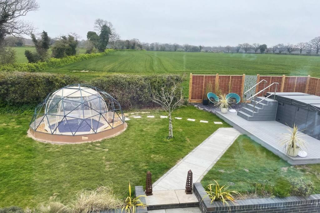 Covehithe House-Coastal Luxury- Sleeps 12-With Huge Swimspa! Wrentham Eksteriør billede